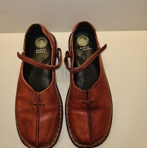 Earth Shoes Red Leather Mary Jane Flats